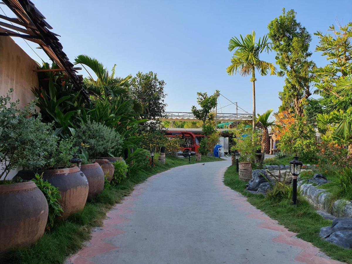 Hotel Du Lich Ha Thao Ben Tre Exterior foto
